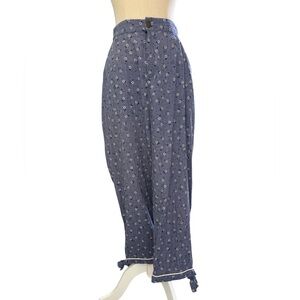 UNIQUE VINTAGE Blue Floral Pants